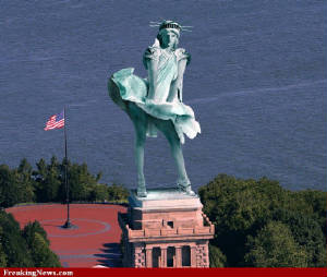 Lady of Liberty Likes it Hot! from Freaking News